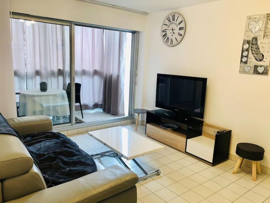 Appartement "Beausoleil" T2 lumineux, parking, clim, wifi à Sète Extérieur photo